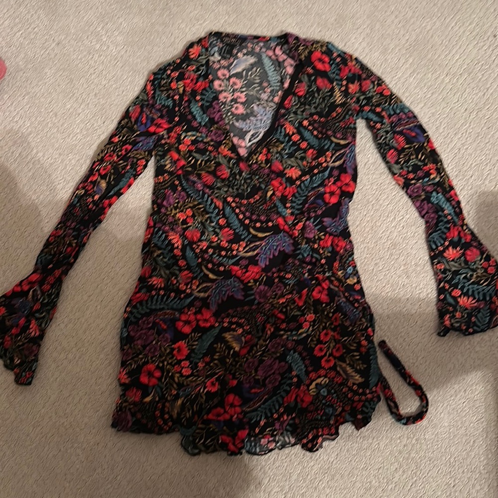 Forever 21 tie floral wrap dress
